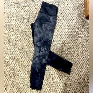 Zyia tie dye leggings